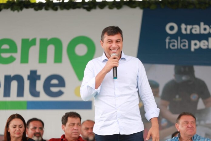 Governador-Wilson-Lima-acompanha-Governo-Presente-no-Alto-Solimoes-Foto_Bruno-Zanardo-1024x683-1