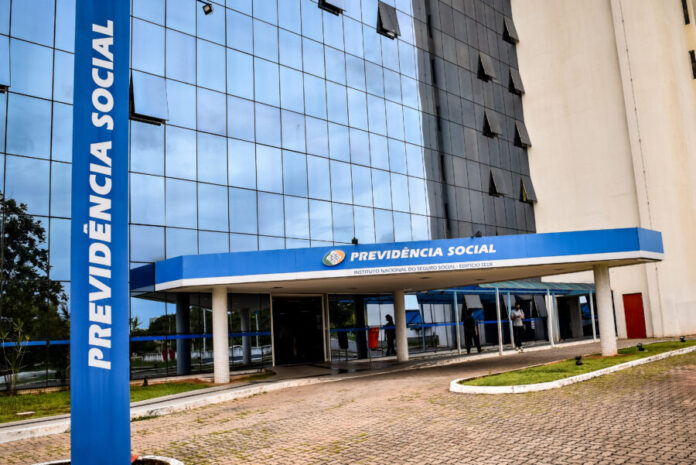 Fachada do prédio da Previdência Social, em Brasília