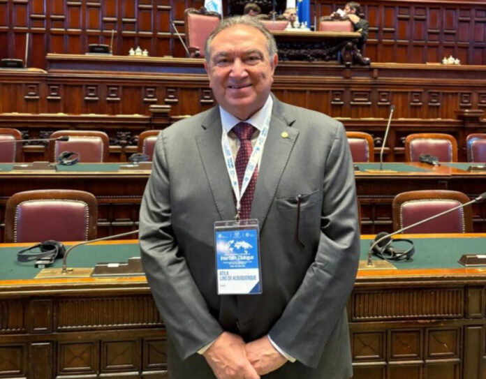 atila-lins-em-roma-1-768x1024