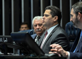 Isenção do IR para quem ganha até R$ 5 mil será votada na quinta, dia 30