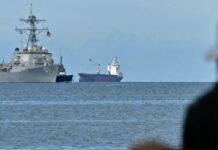 Trump anuncia ação militar na Venezuela e Maduro põe força em prontidão