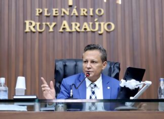 Deputado revela plano para manter Cidade no governo; veja vídeo