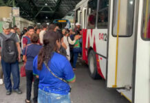 Rodoviários decretam greve geral e paralisam 100% da frota de ônibus em Manaus