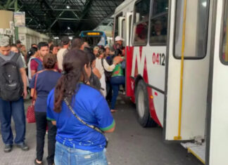 Rodoviários decretam greve geral e paralisam 100% da frota de ônibus em Manaus