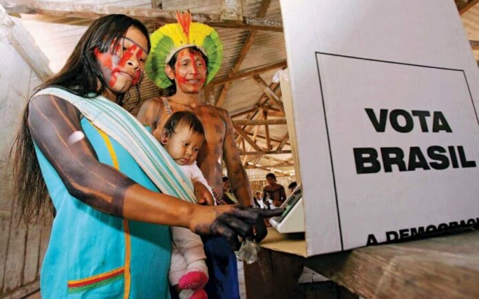 Indios_votação_Rio_madeira