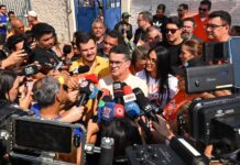 ELEIÇÕES 2026 | David Almeida reconhece resultado das urnas e deseja campanha limpa no 2º turno